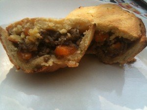 the_great_paleo_aussie_meat_pie_finished-min